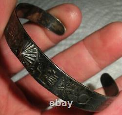 ANTIQUE NAVAJO THUNDERBIRD SQUASH BLOSSOM STAMPING STERLING SILVER BRACELET vafo