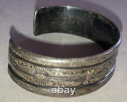 Antique Navajo old pawn sterling silver cuff bracelet 6.5 Fred Harvey era