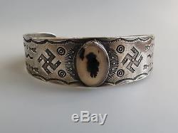 Coin silver VTG Navajo moss agate whirling logs old cuff bracelet Fred Harvey