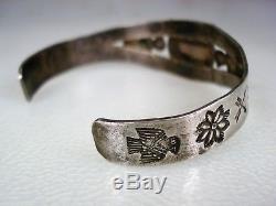 EARLY HM Fred Harvey era NAVAJO STAMPED SILVER & TURQUOISE THUNDERBIRD BRACELET