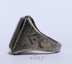 Early Navajo Fred Harvey Era Stamped Sterling Silver Petrified Wood Ring