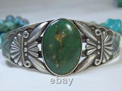 Fred Harvey Era NAVAJO Maisels CERRILLOS TURQUOISE Coin SILVER Repousse CUFF