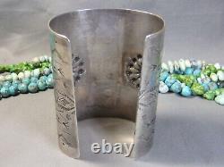 Fred Harvey Era NAVAJO Natural USA TURQUOISE Repousse SILVER 3+Wide 100g CUFF