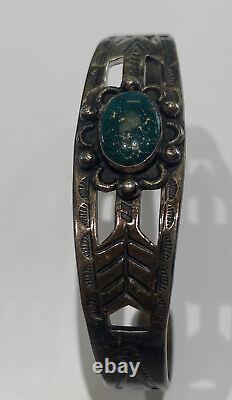 Fred Harvey Era Native American Turquoise and Sterling Silver Cuff
