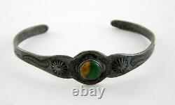 Fred Harvey Era Unmarked Sterling Silver Green Turquoise Cuff Bracelet 6 Inches