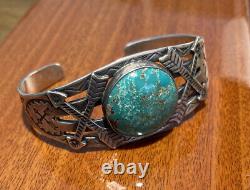 Fred Harvey Silver And LARGE TURQUOISE STONE Cuff / Bracelet Crossed Arrows