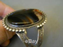 Old Fred Harvey Era Native American Indian Agate Sterling Silver Cuff Bracelet
