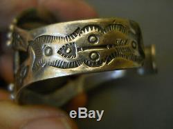 Old Fred Harvey Era Native American Indian Agate Sterling Silver Cuff Bracelet