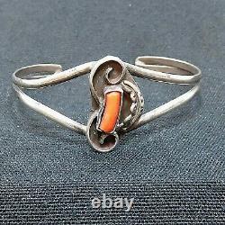Old Fred Harvey Era Sterling Silver Coral Eagle Feather Cuff Bracelet