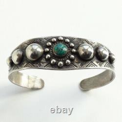Old Native American SMALL Fred Harvey Era Cuff Bracelet Green Turquoise Sterling