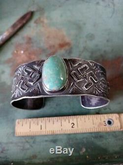 RARE WOW ANTIQUE NAVAJO STERLING FRED HARVEY Arrow CUFF TURQUOISE Whirling log