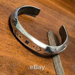 VTG 1920's Style Navajo Fred Harvey Silver Native Flat Top Whirling Log Cuff