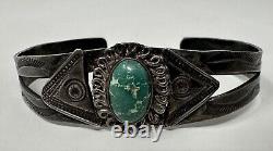 Vintage Fred Harvey Era Native American Sterling Silver Green Turquoise Bracelet