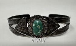 Vintage Fred Harvey Era Native American Sterling Silver Green Turquoise Bracelet