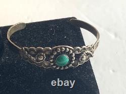 Vintage Fred Harvey Era Native American sterling turquoise cuff bracelet