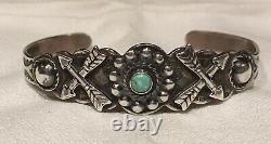 Vintage Fred Harvey Era Navajo Green Turquoise & Silver Cuff Bracelet-Circa 1940