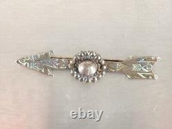 Vintage Fred Harvey Era Sterling Silver Native Navajo Pin Brooch Arrow Flower