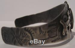 Vintage Fred Harvey Navajo Indian Sterling Silver Turquoise Dogs Cuff Bracelet