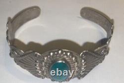 Vintage Fred Harvey era Sterling Silver Arrow Turquoise BRACELET jewelry