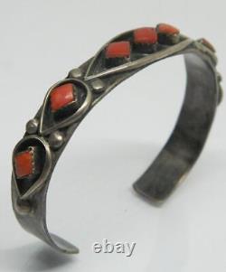 Vtg FRED HARVEY ERA Coral Spiny Oyster Sterling Silver OLD PAWN Cuff Bracelet