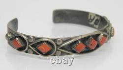 Vtg FRED HARVEY ERA Coral Spiny Oyster Sterling Silver OLD PAWN Cuff Bracelet