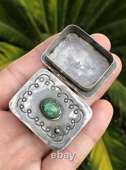 Vtg Navajo Fred Harvey era Sterling Silver Stamped & Damele Turquoise Pill Box