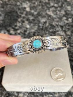 Ancien bracelet manchette flèche en argent sterling et turquoise amérindien Fred Harvey