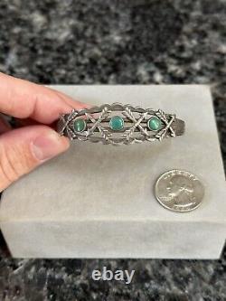 Ancien bracelet manchette flèche en argent sterling et turquoise des Amérindiens Fred Harvey