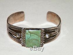 Antique Vs Vintage Bracelet Manchette Navajo Silver Fred Harvey Era Green Turquoise