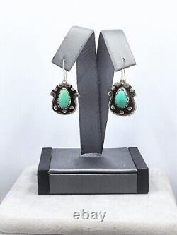 Boucles d'oreilles pendantes en argent sterling avec turquoise verte Navajo de l'époque vintage Fred Harvey