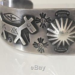 Bracelet En Argent Navajo Bracelet Vintage Fred Harvey Repousse Des Années 1930 Flèches De Soleil