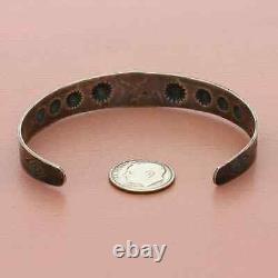 Bracelet de chien estampillé vintage en argent sterling de l'ère Fred Harvey, taille 7 pouces.