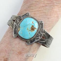 Bracelet de manchette vintage Navajo de l'ère Fred Harvey avec turquoise Blue Gem en argent sterling