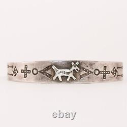 Bracelet en argent sterling Fred Harvey avec chevaux, chiens, tourbillons et flèches