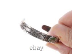 Bracelet manchette en argent monnaie de l'époque Fred Harvey des années 1930 pour enfant