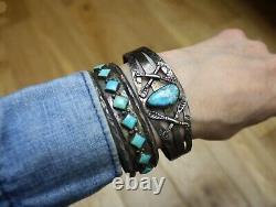 Bracelet manchette en argent sterling Navajo de l'époque Harvey Vintage avec turquoise de grande taille