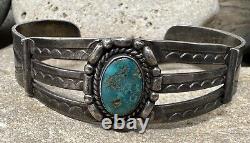 Bracelet manchette en argent sterling Navajo de l'ère Fred Harvey avec turquoise bleue et verte