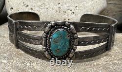 Bracelet manchette en argent sterling Navajo de l'ère Fred Harvey avec turquoise bleue et verte