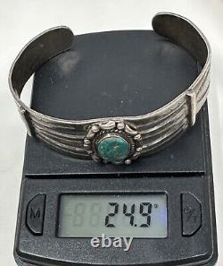 Bracelet manchette en argent sterling Navajo de l'ère Fred Harvey avec turquoise bleue et verte