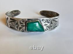 Bracelet manchette en argent sterling avec pierre géométrique verte Fred Harvey estampillée