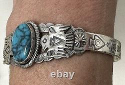 Bracelet manchette en argent sterling avec turquoise et oiseau-tonnerre de l'époque Fred Harvey dans le Sud-Ouest.