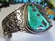 Ère Fred Harvey Navajo Nevada Turquoise Bracelet En Argent Repoussé Cheval Chien 47g