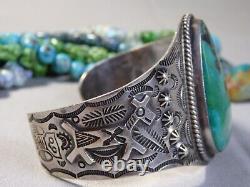 Ère Fred Harvey NAVAJO Nevada TURQUOISE Bracelet en argent repoussé CHEVAL CHIEN 47g