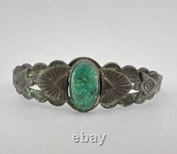 Ère Fred Harvey Navajo Bracelet Manchette Flèche en Argent Sterling et Turquoise de Cerrillos