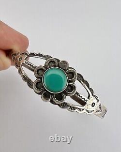 Ère Fred Harvey Vtg Navajo Bracelet manchette en argent sterling et turquoise verte estampillée