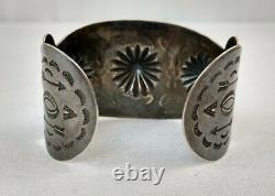 Fred Harvey Era Navajo Stamped Argent Sterling Concho Cuff Bracelet Flèches