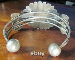 Fred Harvey Southwest Repousse Domed Cluster Concho Silver Cuff Bracelet Mexique