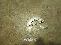 Grand Extra Vieux Fred Harvey Era Navajo Argent Sterling Curved Arrow Pin