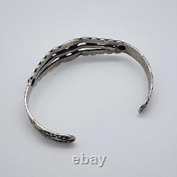 VTG Fred Harvey Navajo Bracelet en argent sterling estampé à croix croisées 4.9