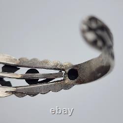 VTG Fred Harvey Navajo Bracelet en argent sterling estampé à croix croisées 4.9